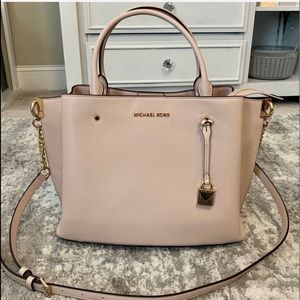 Michael Kors Arielle Large Handbag